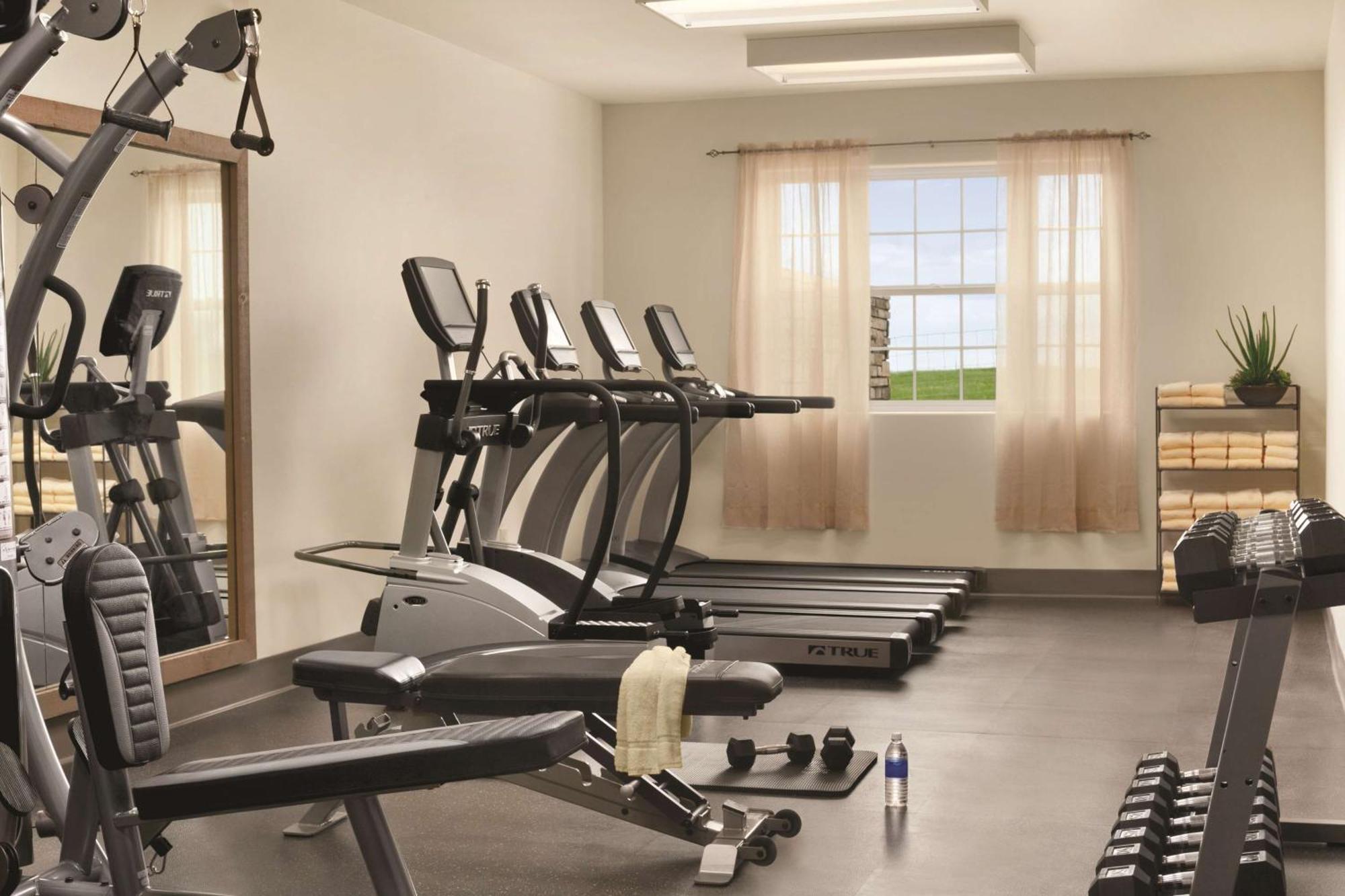 Hyatt House Minot- North Dakota Hotel Екстериор снимка